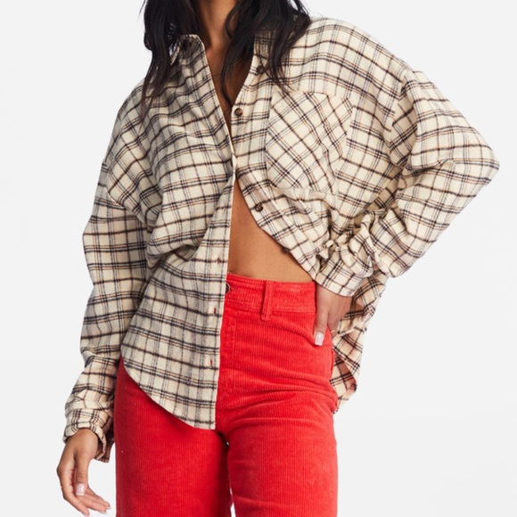 Billabong Plaid Easy Breezy Long Sleeve Button-Up Shirt Flannel Shacket NWT - Picture 2 of 6